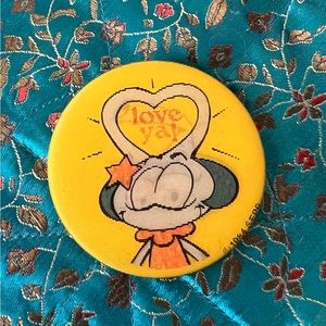 1984 Snork holographic vintage button